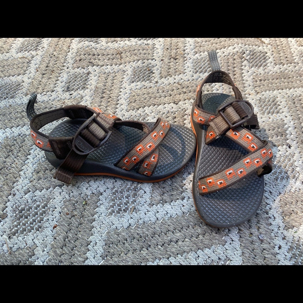 Kids Chacos size 10